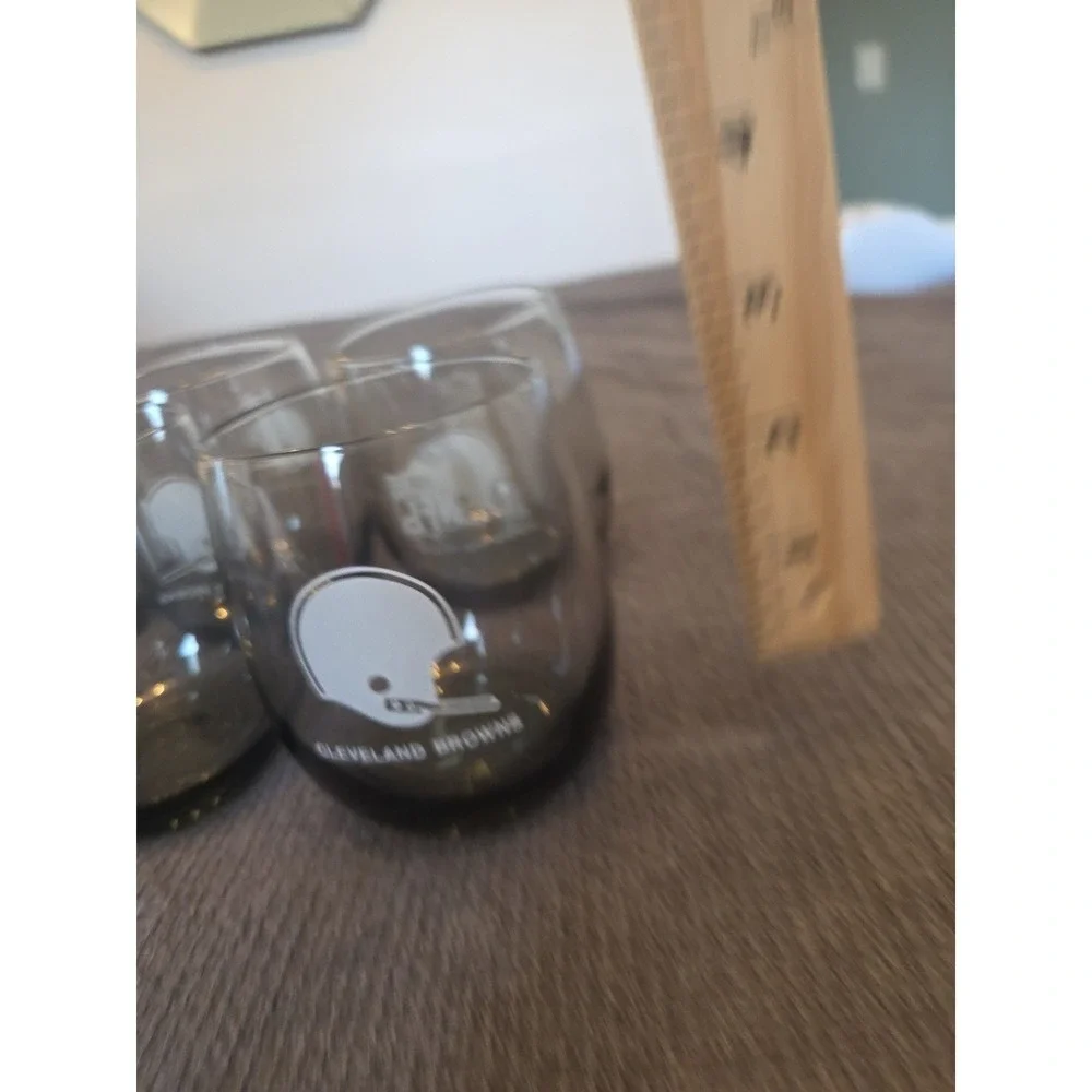 NFL Cleveland Browns Stemless Wine Glass Set 4 Smoke Grey‎ Helmet Logo 4in